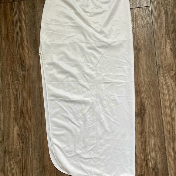 David’s Bridal white long slit control top slip size M - Picture 7 of 8